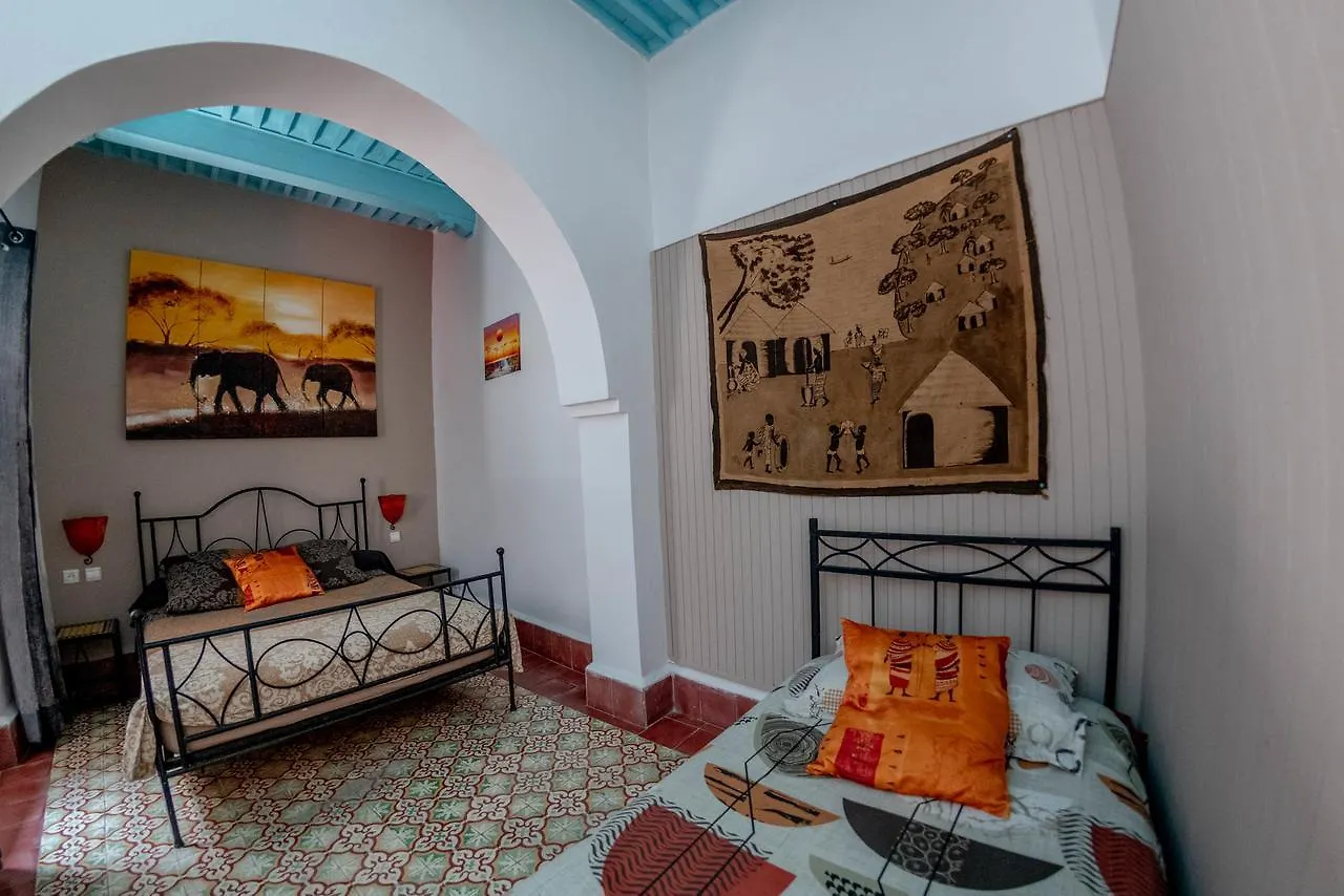 Riad Sidi Magdoul Эс-Сувейра